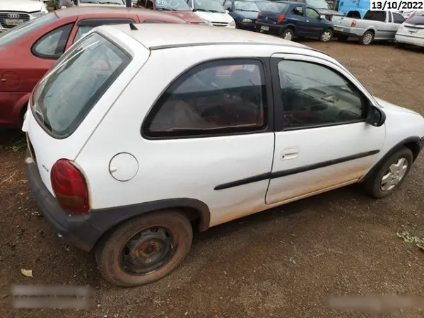 chevrolet-corsa-leilao-veiculos-oportunidade-investir-renda-extra
