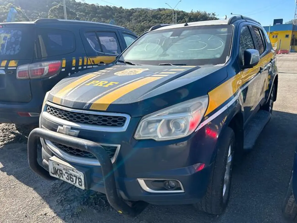 Leilão de viaturas da PRF tem Trailblazer, Pajero e Blazer a partir de 300 Reais