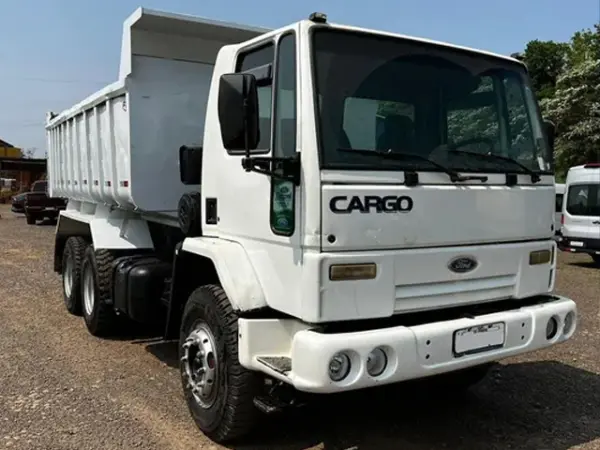 ford-cargo-leilao-veiculos-oportunidade-investir-renda-extra
