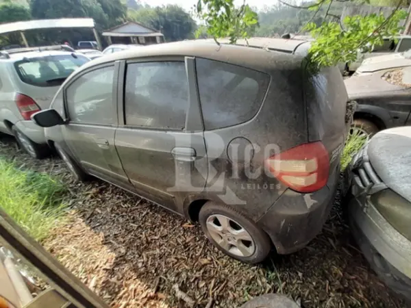 honda-fit-leilao-veiculos-oportunidade-investir-renda-extra
