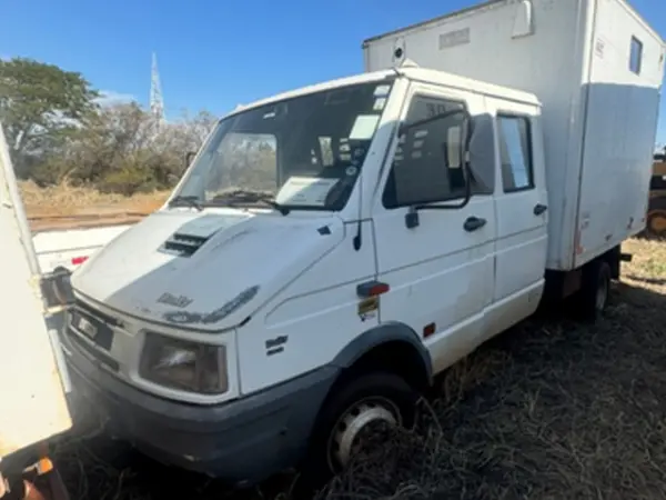 iveco-daily-leilao-veiculos-oportunidade-investir-renda-extra
