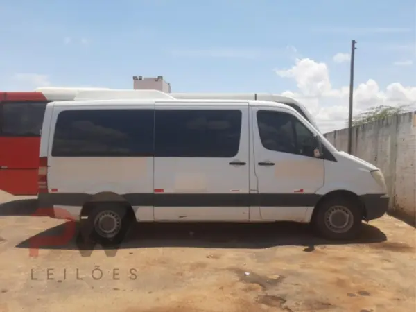 mercedes-benz-sprinter-leilao-veiculos-oportunidade-investir-renda-extra