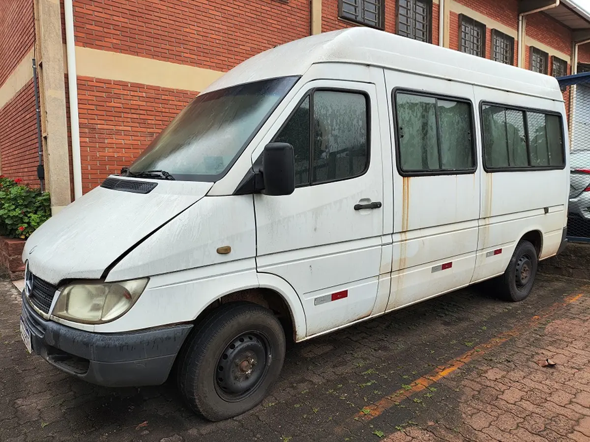 Sprinter a partir de 4 mil Reais, Fiat Doblo, Ducato, no leilão da Receita Federal