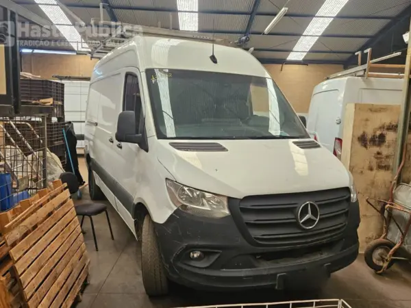 mercedes-benz-sprinter-leilao-veiculos-oportunidade-investir-renda-extra
