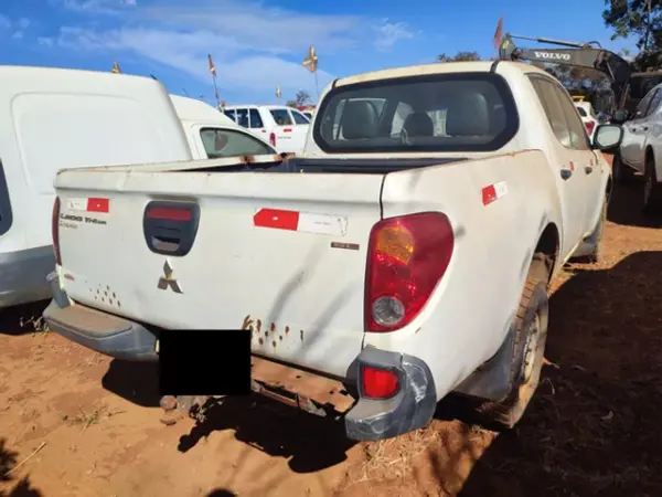 mitsubishi-l200-triton-leilao-veiculos-oportunidade-investir-renda-extra