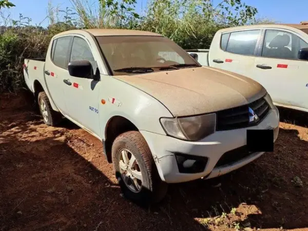 mitsubishi-l200-triton-leilao-veiculos-oportunidade-investir-renda-extra