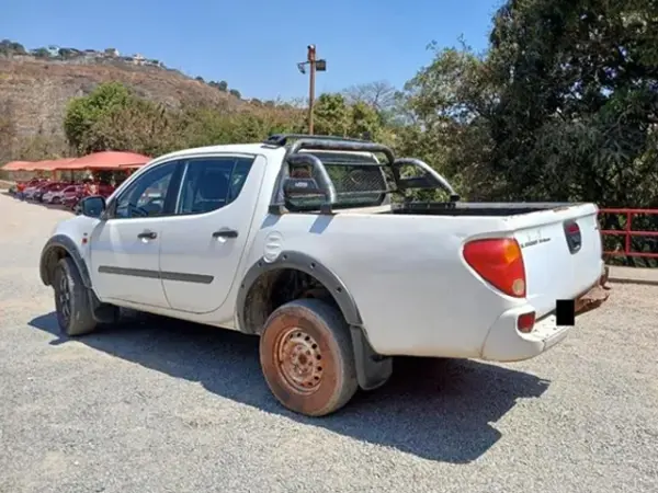 mitsubishi-l200-triton-leilao-veiculos-oportunidade-investir-renda-extra