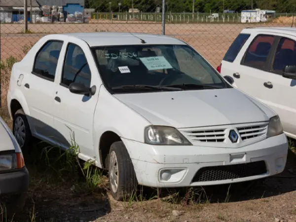 renault-logan-leilao-veiculos-oportunidade-investir-renda-extra