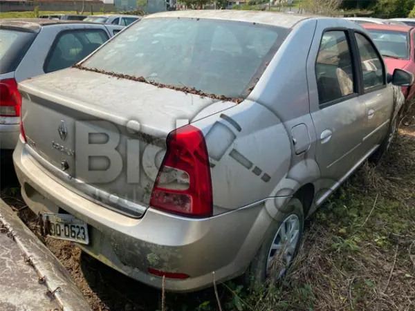 renault-logan-leilao-veiculos-oportunidade-investir-renda-extra