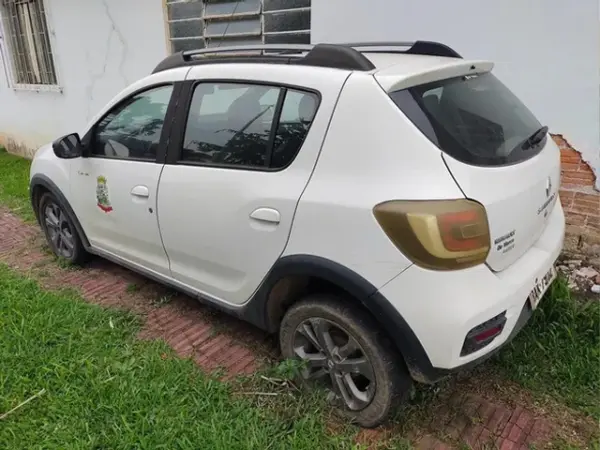 renault-sandero-leilao-veiculos-oportunidade-investir-renda-extra
