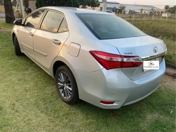 toyota-corolla-leilao-veiculos-oportunidade-investir-renda-extra