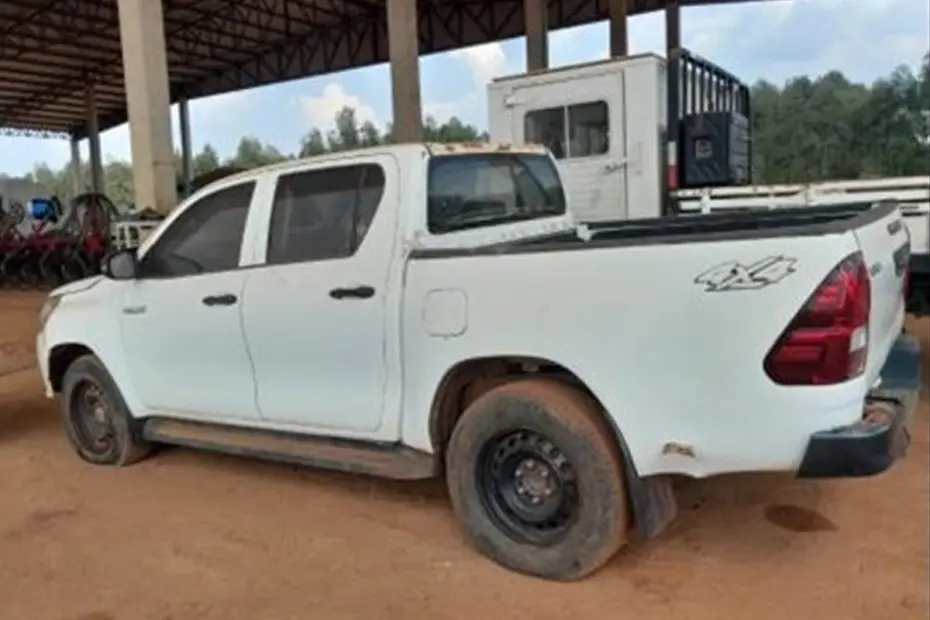 Toyota Hilux a partir de 8 mil Reais, Strada 5 Mil Reais no Leilão de Frota