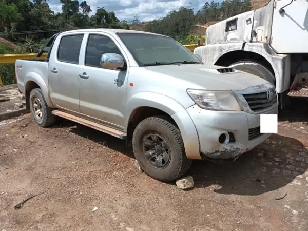 toyota-hilux-leilao-veiculos-oportunidade-investir-renda-extra
