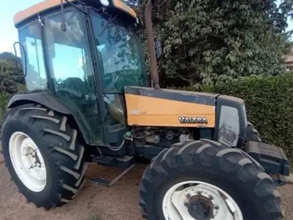 trator-valtra-leilao-veiculos-oportunidade-investir-renda-extra
