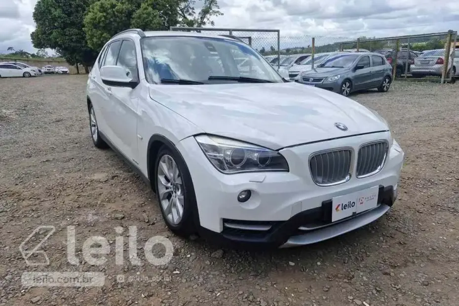 Leilão de banco no Nordeste tem BMW X1, Honda XRE e outros veículos seminovos