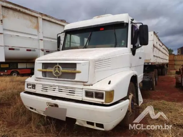 caminhao-mercedes-benz-leilao-veiculos-oportunidade-investir-renda-extra