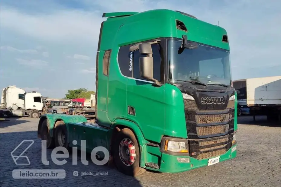 Leilão de Banco tem Caminhões Mercedes, Scania, Volvo, Volkswagen, Stralis e outros