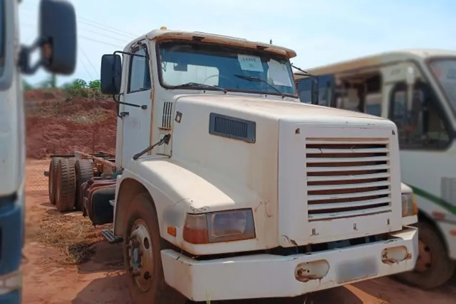 128 Caminhões Mercedes-Benz e Volvo a partir de 9 mil Reais no leilão de frota de Fazenda