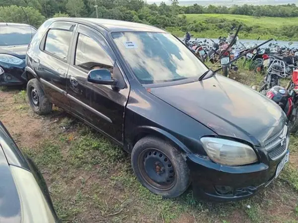 chevrolet-celta-leilao-veiculos-oportunidade-investir-renda-extra
