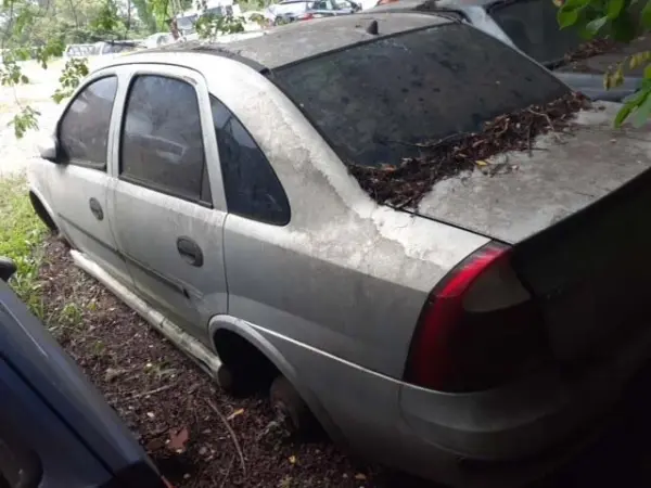 chevrolet-corsa-leilao-veiculos-oportunidade-investir-renda-extra
