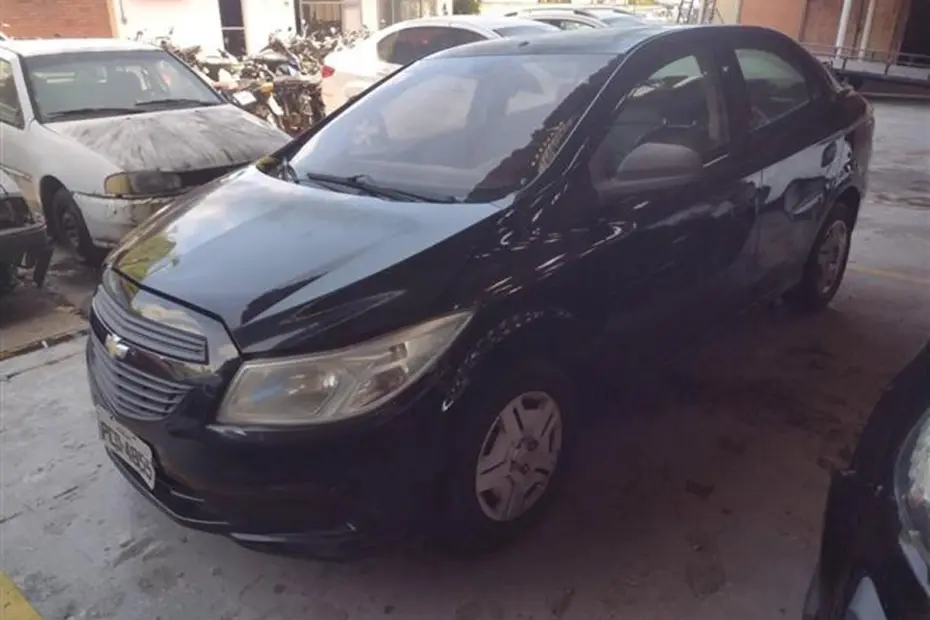 Leilão de Trânsito tem Onix, Meriva, Palio, Uno Mille e Ford Ka a partir de 100 Reais