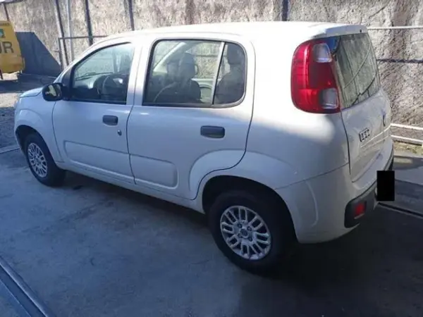 fiat-uno-leilao-veiculos-oportunidade-investir-renda-extra
