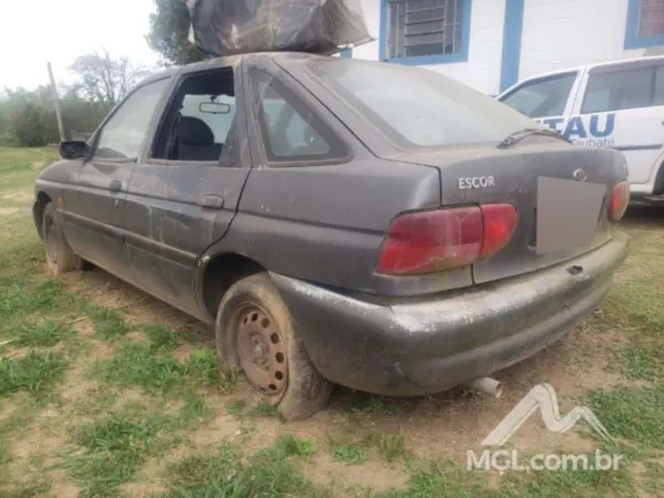 ford-escort-leilao-veiculos-oportunidade-investir-renda-extra