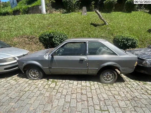 ford-escort-leilao-veiculos-oportunidade-investir-renda-extra