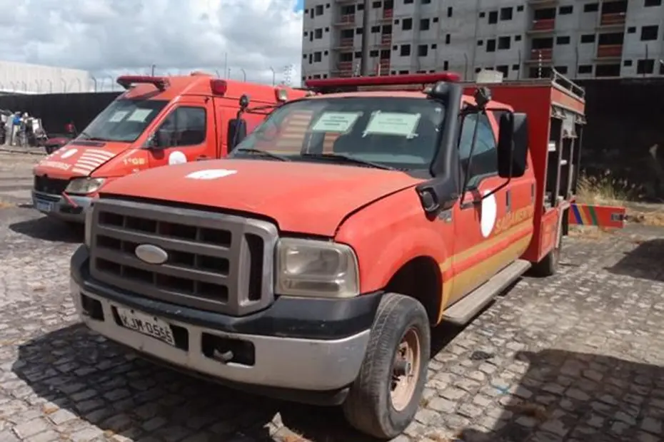 Leilão do Bombeiros tem Ford Ranger, F250, Sprinter e Honda XRE a partir de 700 Reais