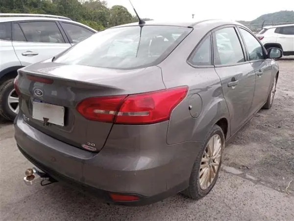 ford-focus-leilao-veiculos-oportunidade-investir-renda-extra
