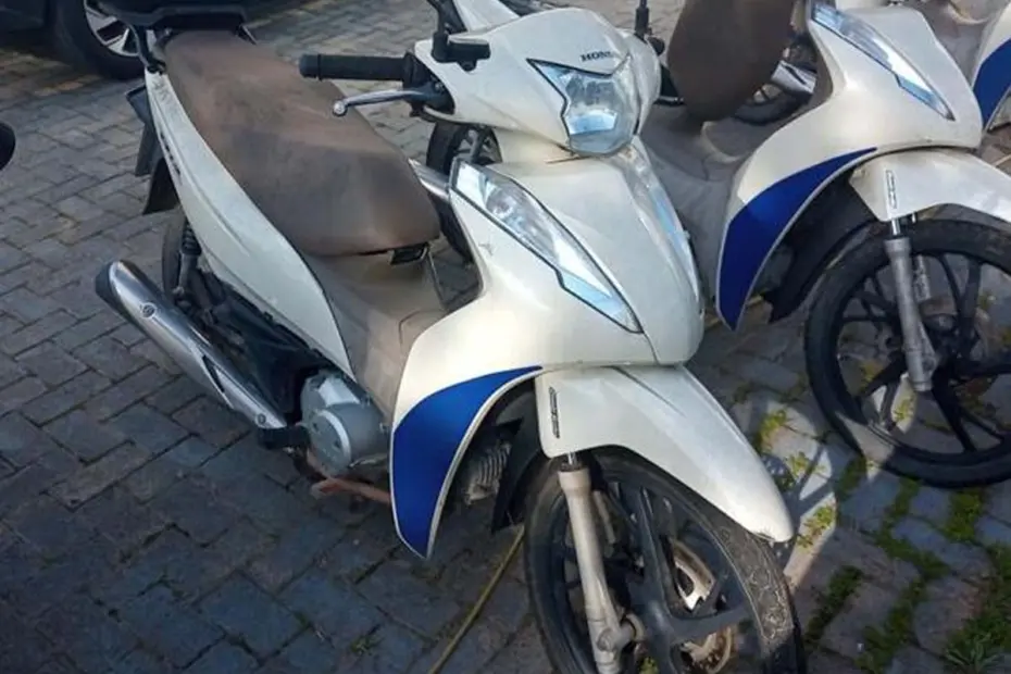 13 Honda Biz a partir 4 mil Reais no leilão de Prefeitura