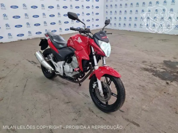 honda-cb300-leilao-motos-oportunidade-investir-renda-extra
