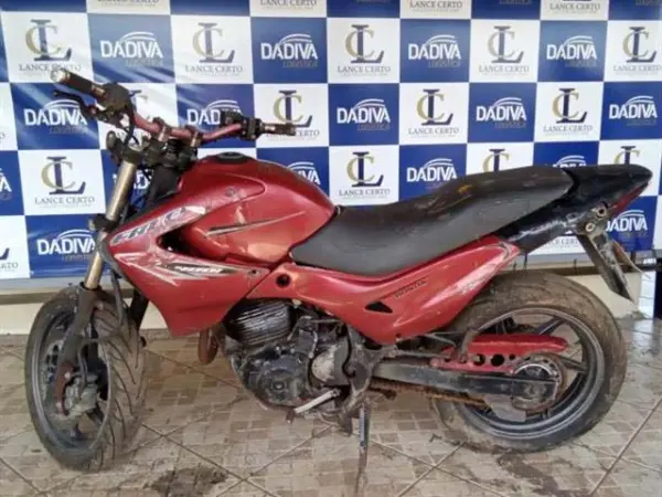 honda-nx-falcon-leilao-motos-oportunidade-investir-renda-extra
