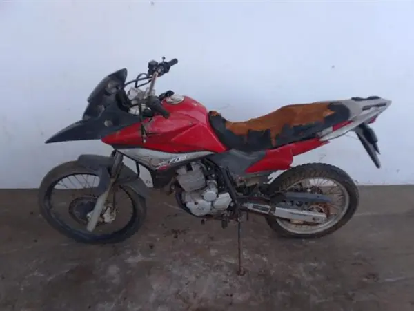 honda-xre-leilao-motos-oportunidade-investir-renda-extra
