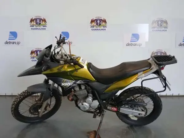 honda-xre-leilao-motos-oportunidade-investir-renda-extra
