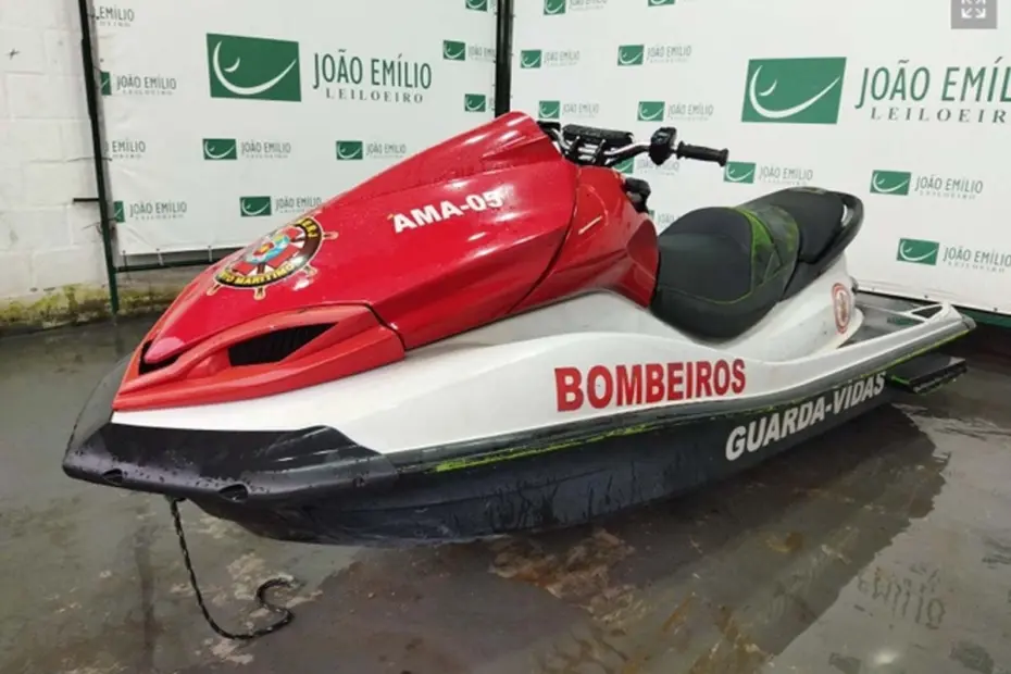 Jet Sky a partir de 500 Reais, Bote Inflável 650 Reais no Leilão de viaturas dos Bombeiros