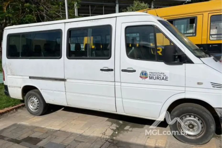 Leilão de Prefeitura tem Sprinter, Doblo, Caminhões e outros veículos