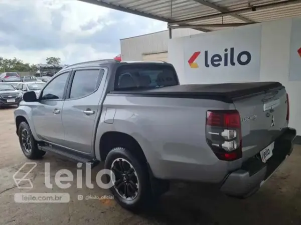 mitsubishi-l200-triton-leilao-veiculos-oportunidade-investir-renda-extra