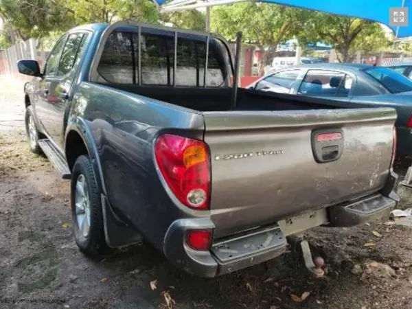 mitsubishi-l200-triton-leilao-veiculos-oportunidade-investir-renda-extra