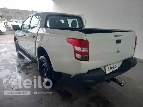 mitsubishi-l200-triton-leilao-veiculos-oportunidade-investir-renda-extra
