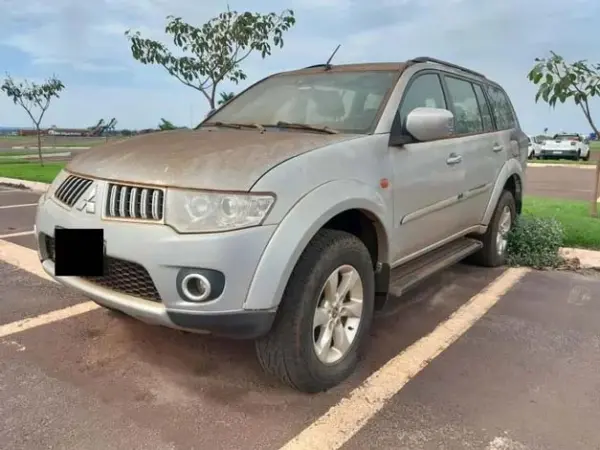 mitsubishi-pajero-leilao-veiculos-oportunidade-investir-renda-extra
