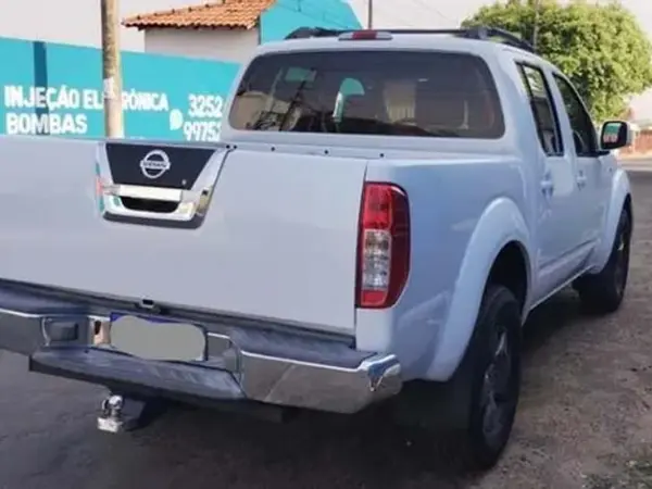 nissan-frontier-leilao-veiculos-oportunidade-investir-renda-extra
