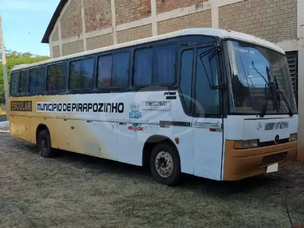 onibus-mercedes-benz-leilao-veiculos-oportunidade-investir-renda-extra