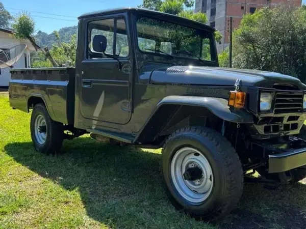 toyota-bandeirante-leilao-veiculos-oportunidade-investir-renda-extra
