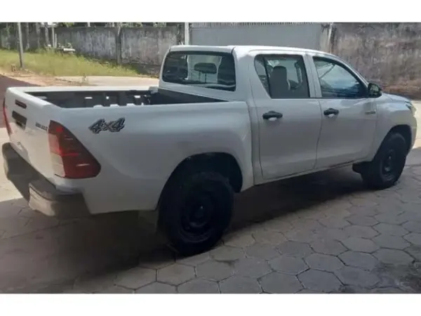 toyota-hilux-leilao-veiculos-oportunidade-investir-renda-extra