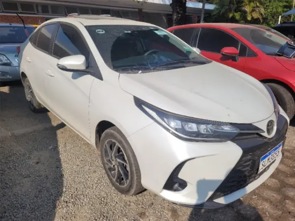 toyota-yaris-leilao-veiculos-oportunidade-investir-renda-extra
