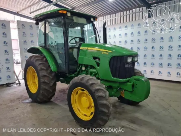 trator-john-deere-leilao-veiculos-oportunidade-investir-renda-extra