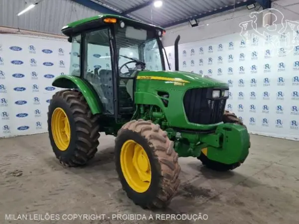 trator-john-deere-leilao-veiculos-oportunidade-investir-renda-extra