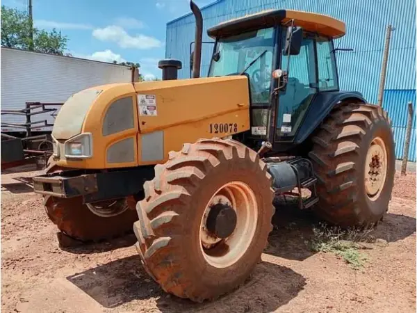 trator-valtra-leilao-veiculos-oportunidade-agronegocio-renda-extra