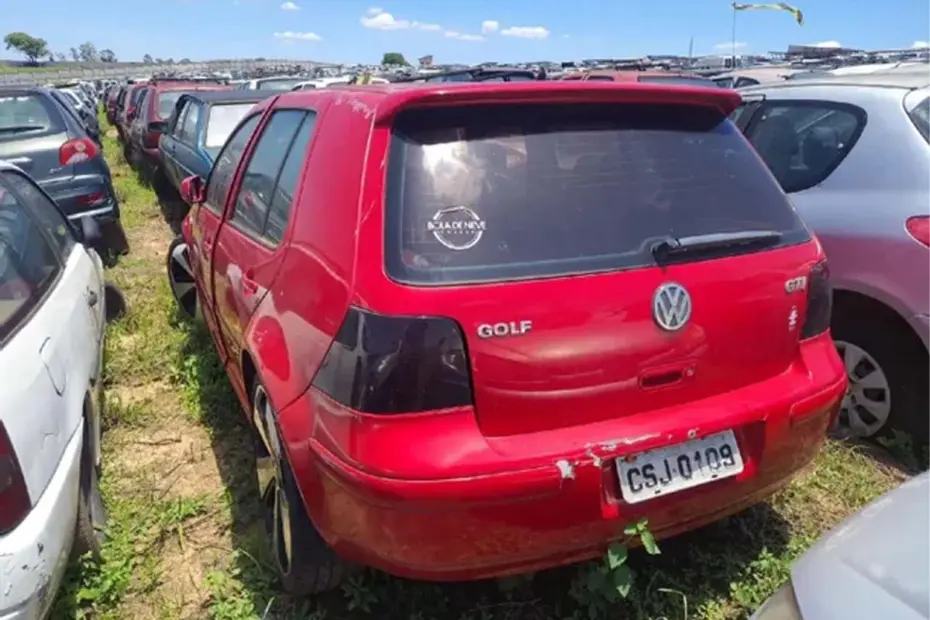 Volkswagen Golf a partir de 3 mil Reais, Audi A3 por 4 mil Reais no Leilão do Detran